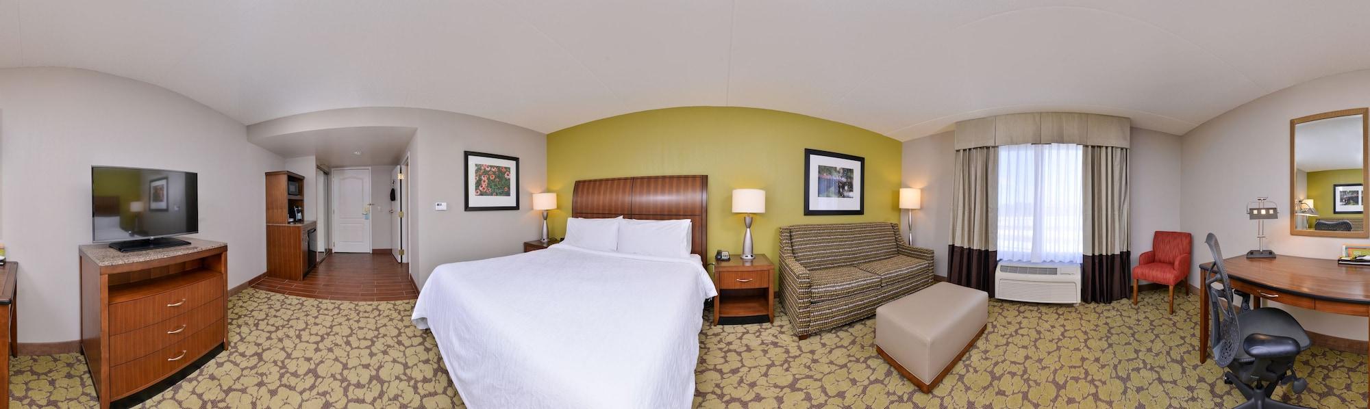 Hilton Garden Inn Indianapolis/Кармел Экстерьер фото