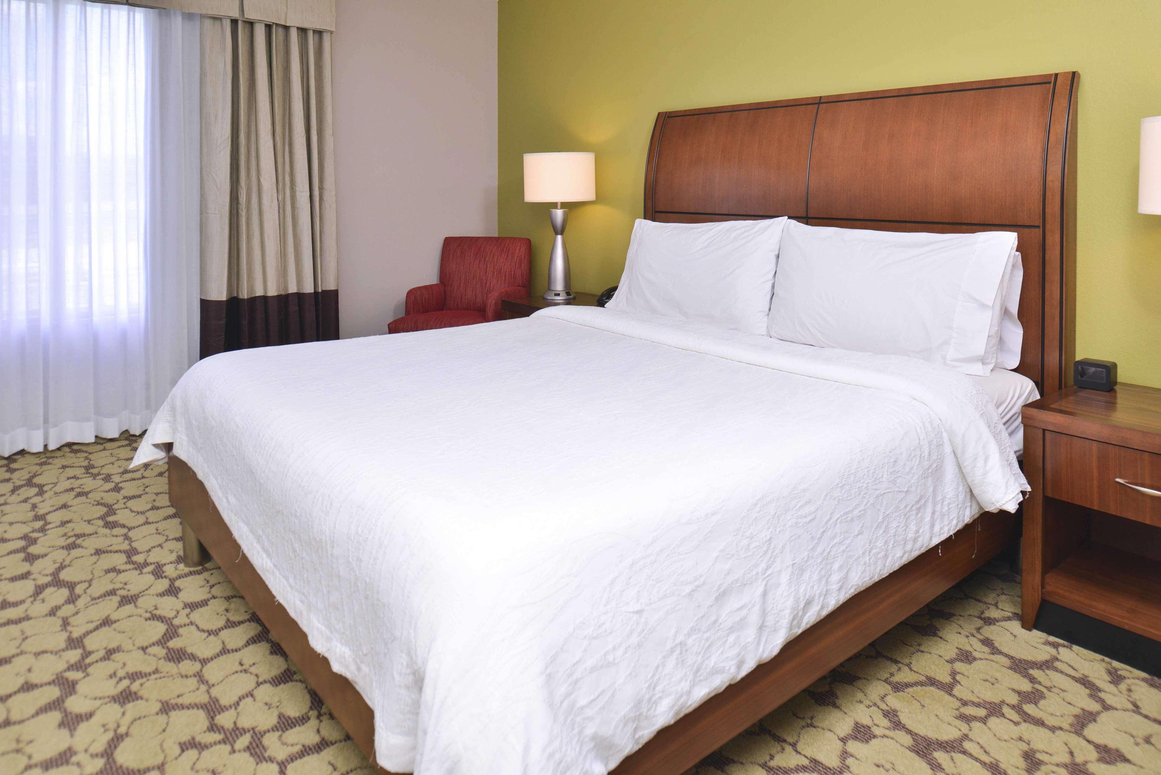 Hilton Garden Inn Indianapolis/Кармел Экстерьер фото