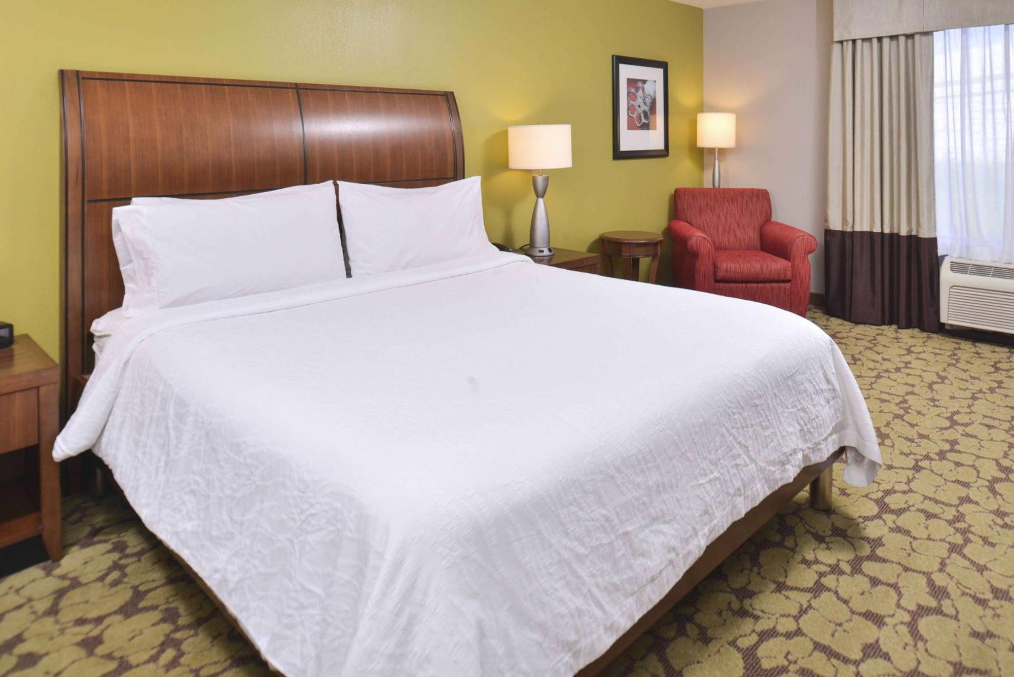 Hilton Garden Inn Indianapolis/Кармел Экстерьер фото