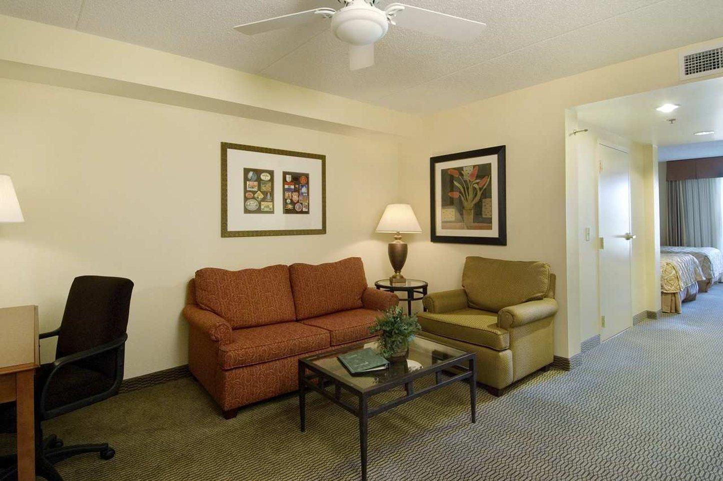 Hilton Garden Inn Indianapolis/Кармел Экстерьер фото